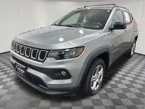 Billet Silver Metallic Clearcoat 2023 Jeep Compass Latitude