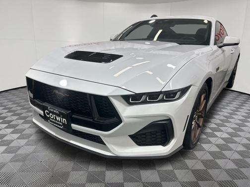 Oxford White 2024 Ford Mustang GT Premium