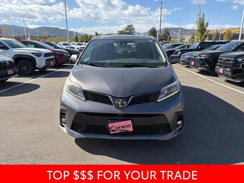 2018 Toyota Sienna SE