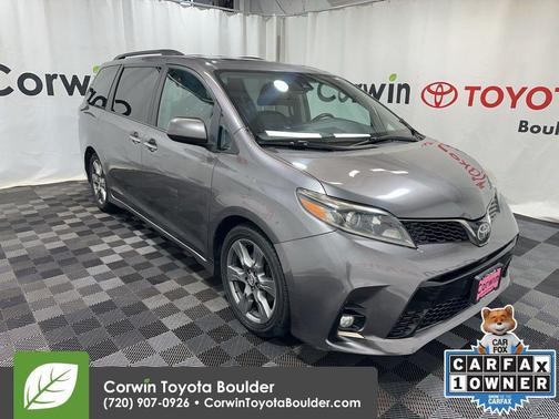 2018 Toyota Sienna SE