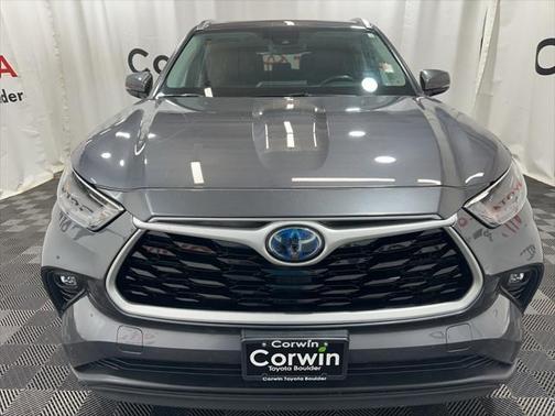 2021 Toyota Highlander Hybrid XLE