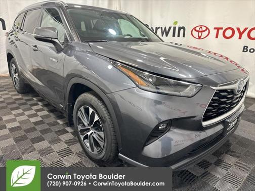 2021 Toyota Highlander Hybrid XLE