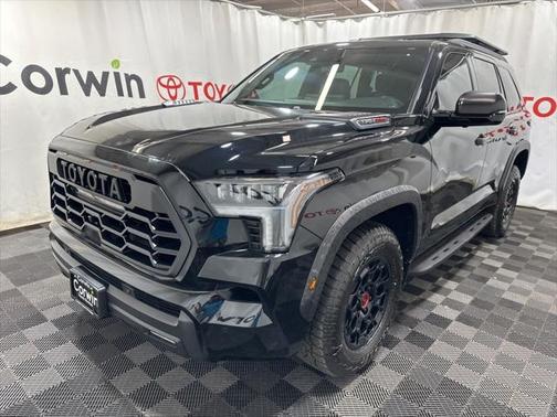 2025 Toyota Sequoia Base