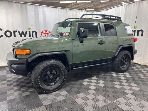 2011 Toyota FJ Cruiser Base