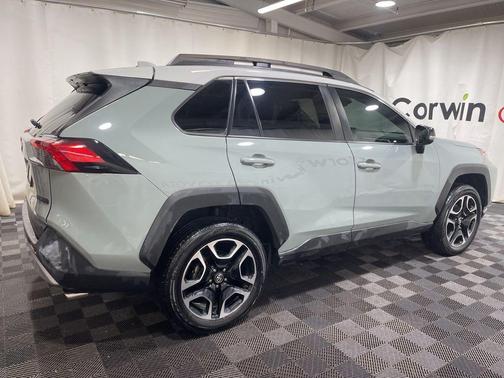 2019 Toyota RAV4 Adventure