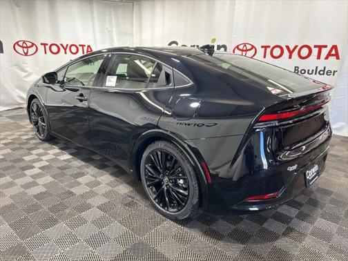 2025 Toyota Prius L