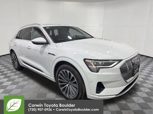 Glacier White Metallic 2019 Audi e-tron Premium Plus