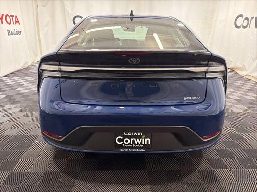 2026 Toyota Prius Plug-In Hybrid SE