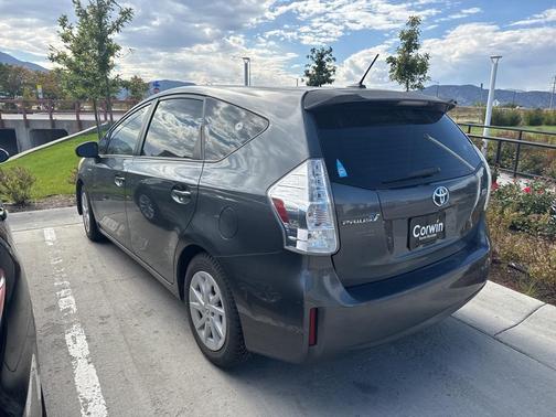 2014 Toyota Prius v Three