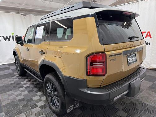 Trail Dust/Gray Scape 2024 Toyota Land Cruiser Base