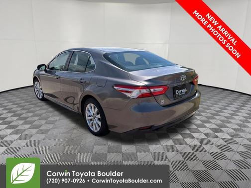 Predawn Gray Mica 2018 Toyota Camry LE