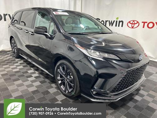 2025 Toyota Sienna XSE 7 Passenger