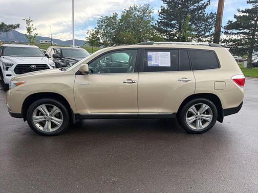 Sandy Beach Metallic 2012 Toyota Highlander Limited