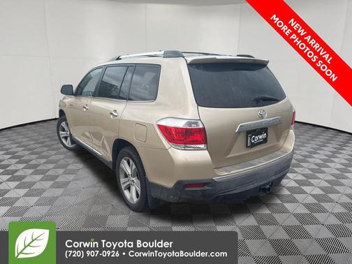 Sandy Beach Metallic 2012 Toyota Highlander Limited