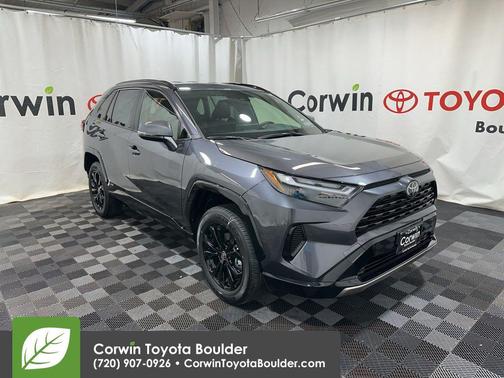 2025 Toyota RAV4 Hybrid SE