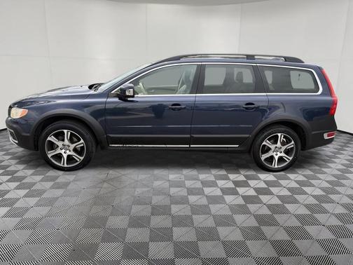 Caspian Blue Metallic 2012 Volvo XC70 T6