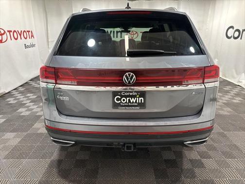 2024 Volkswagen Atlas 2.0T SE w/Technology 4MOTION
