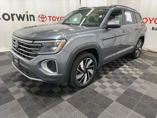 2024 Volkswagen Atlas 2.0T SE w/Technology 4MOTION