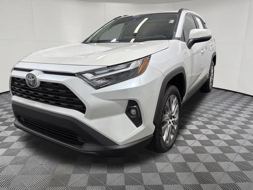 Wind Chill Pearl 2023 Toyota RAV4 XLE Premium