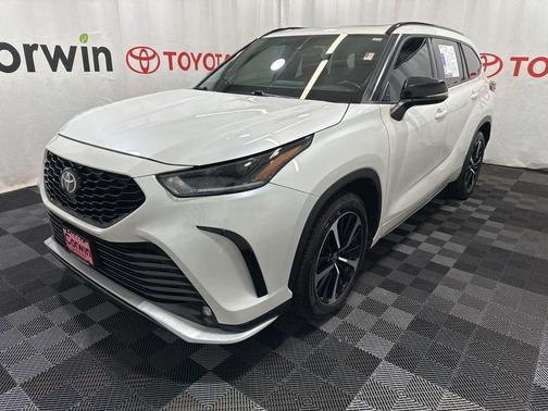 2021 Toyota Highlander XSE