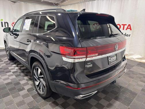 2025 Volkswagen Atlas 2.0T SE w/Technology 4MOTION