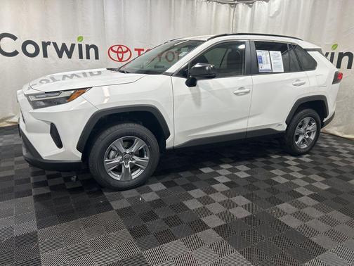 2025 Toyota RAV4 Hybrid LE