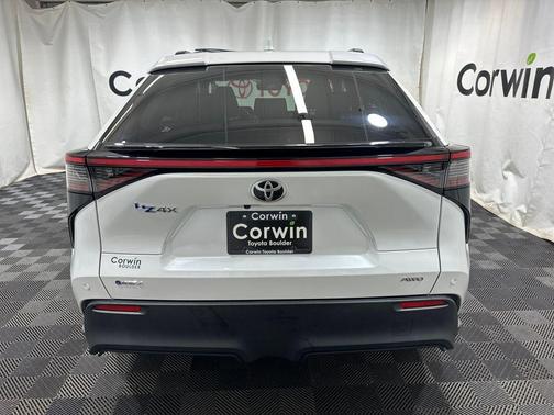 2024 Toyota bZ4X XLE