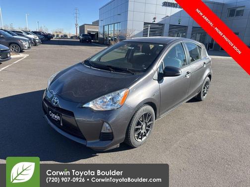 2013 Toyota Prius c Three