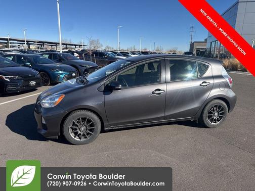2013 Toyota Prius c Three