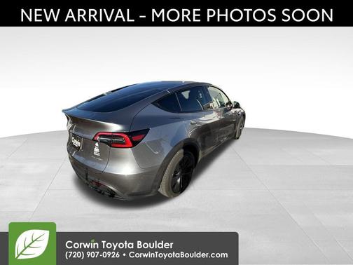 2025 Tesla Model Y Long Range Dual Motor All-Wheel Drive