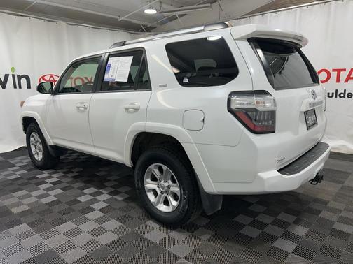 2022 Toyota 4Runner SR5