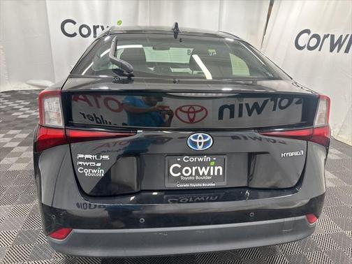 2021 Toyota Prius LE