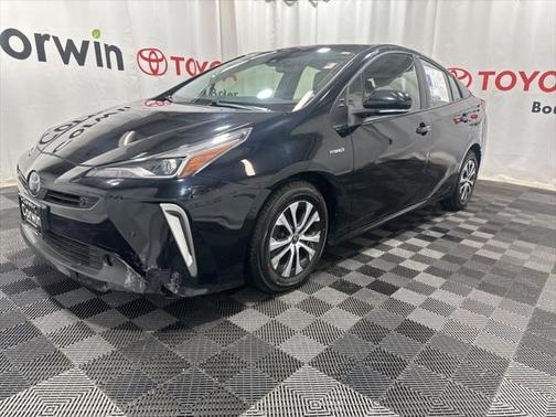 2021 Toyota Prius LE