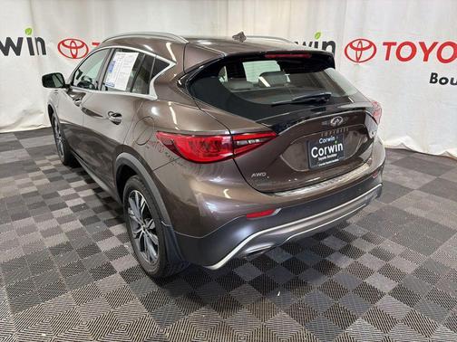 Chestnut Bronze 2017 INFINITI QX30 Premium