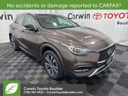 Chestnut Bronze 2017 INFINITI QX30 Premium