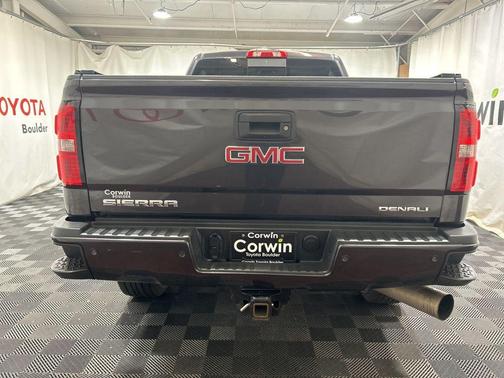 2016 GMC Sierra 2500 Denali