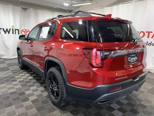 2023 GMC Acadia AWD AT4