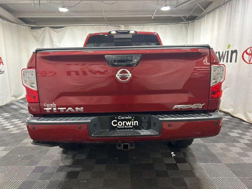 2017 Nissan Titan PRO-4X