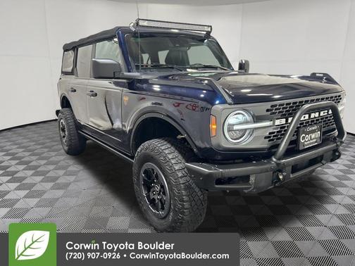 Blue Metallic 2021 Ford Bronco Badlands