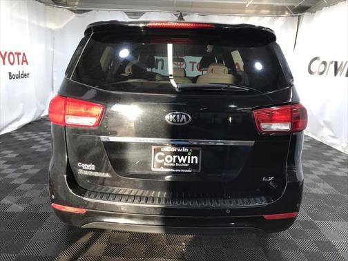 2016 Kia Sedona LX