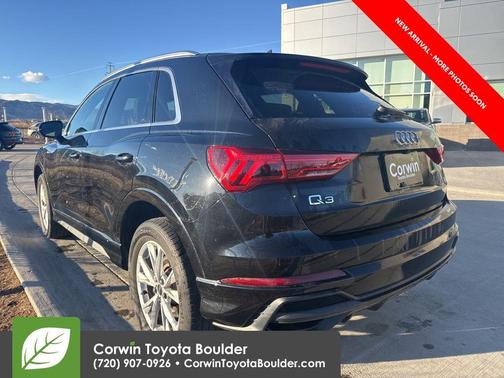 2021 Audi Q3 45 S line Premium