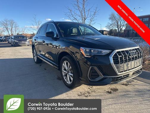 2021 Audi Q3 45 S line Premium
