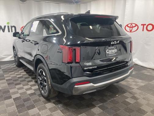 2024 Kia Sorento S