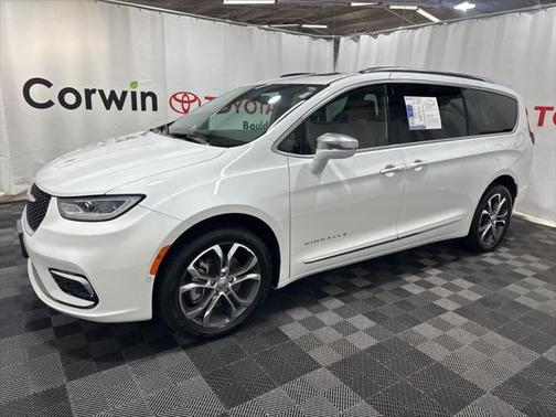 2022 Chrysler Pacifica L