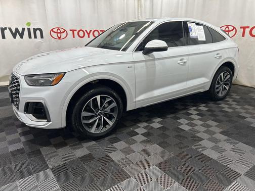 2022 Audi Q5 45 S line Premium Plus