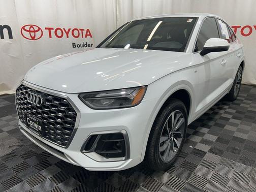 2022 Audi Q5 45 S line Premium Plus