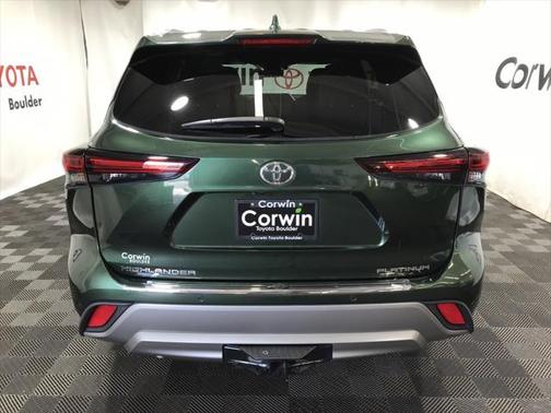 2024 Toyota Highlander Platinum
