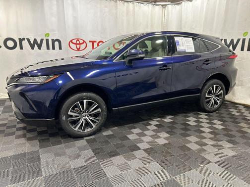 2022 Toyota Venza LE