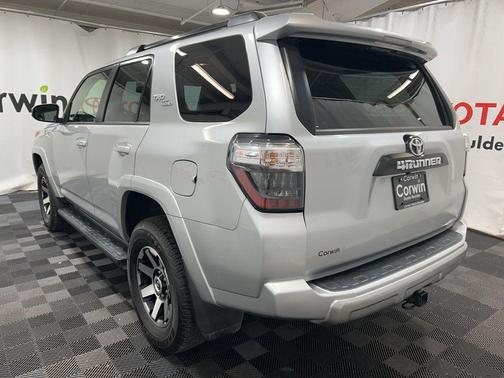 2024 Toyota 4Runner TRD Off Road