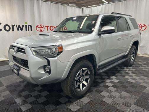 2024 Toyota 4Runner TRD Off Road